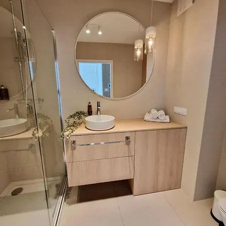 Apartment Towarowa Harmony Apartment, Free Parking, Air-conditioning, Self Check-in 24h Poznan