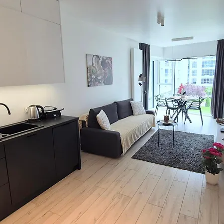 Apartment Towarowa Harmony Apartment, Free Parking, Air-conditioning, Self Check-in 24h