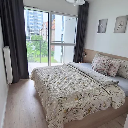Apartment Towarowa Harmony Apartment, Free Parking, Air-conditioning, Self Check-in 24h Poznan