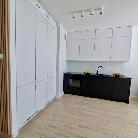 Towarowa Harmony Apartment, Free Parking, Air-conditioning, Self Check-in 24h Apartment